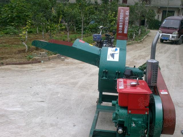 使用（yòng）打捆包膜一體機的正確打開方式