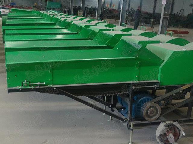 在設備的使用中，若是漏天（tiān）作業（yè），應當及時掌握天氣情況，提前做好防護措施