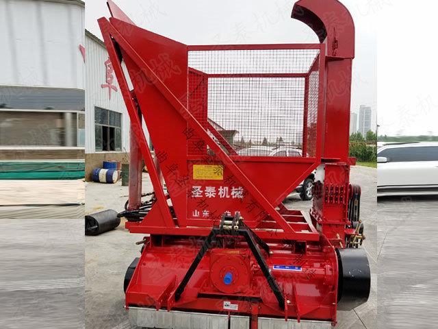 在收割（gē）過程中，機手（shǒu）應嚴格遵守機械操作規（guī）程