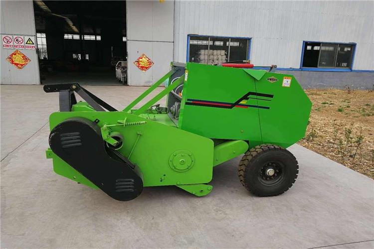 秸稈（gǎn）打捆機