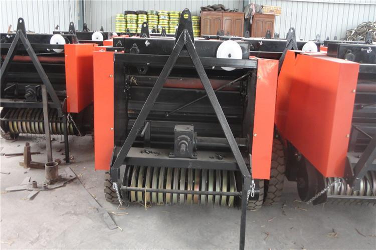 秸稈（gǎn）打捆機