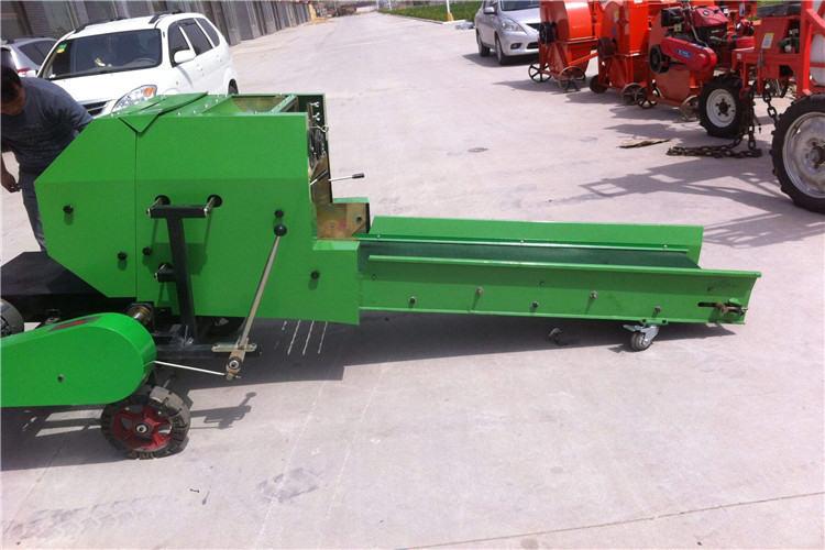 上下分機內有異（yì）物，打捆包膜一（yī）體機長期使用，又未能及時清潔與保養，致使機器內積（jī）有贓物，使送帶（dài）不順（shùn）暢自如，應多作清潔保養