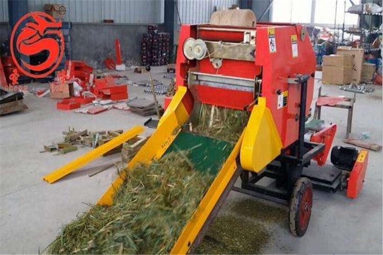 青貯（zhù）打捆機長期存（cún）放，會（huì）造成潤滑不足，原（yuán）因是（shì）由於（yú）發（fā）動機內的潤滑油油膜接觸空氣中的氧氣和酸堿成分（fèn）